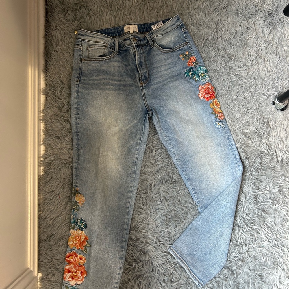 DRIFTWOOD Blue Jeans with Colorful Floral Embroidery - Picture 10 of 12